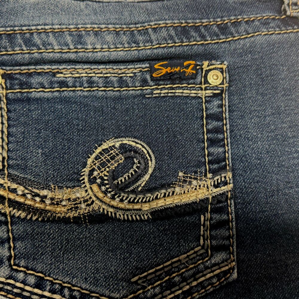 Seven7 Denim Shorts Size 16 Women's Embroidered Western